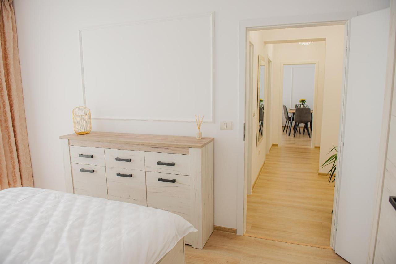 Modern In Apartament *
